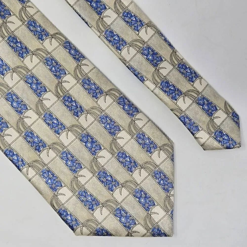 LANVIN PARIS SILK TIE BLUE GRAY SILVER GEOMETRIC FLORAL SMOOTH SATIN 4" X 57"